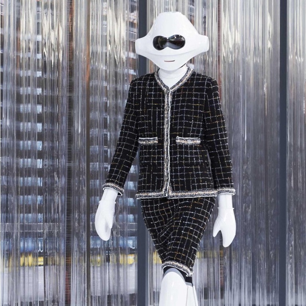Chanel Legendary Robot Collection 2017 Black Tweed Jacket